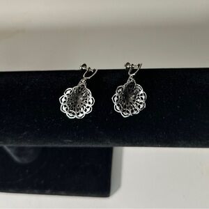 Vintage screw on tulip dangle earrings